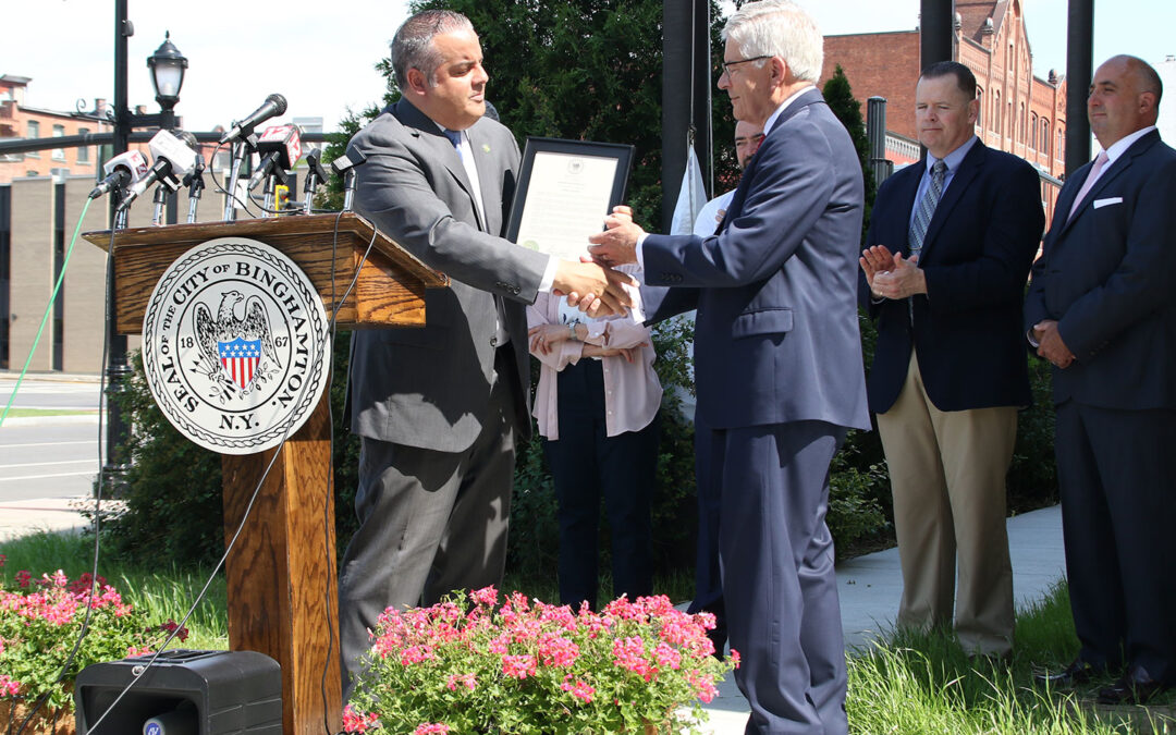 Security Mutual Honored During “Security Mutual Week” for Its Many Contributions