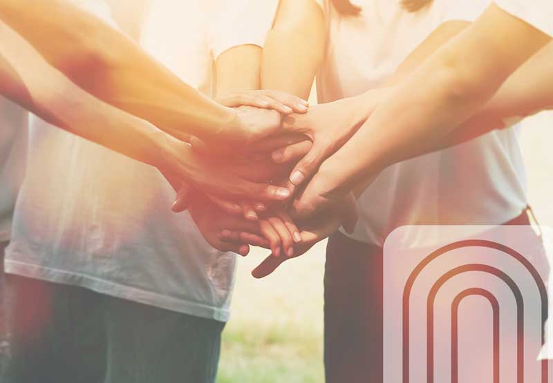 Group overlapping hands community